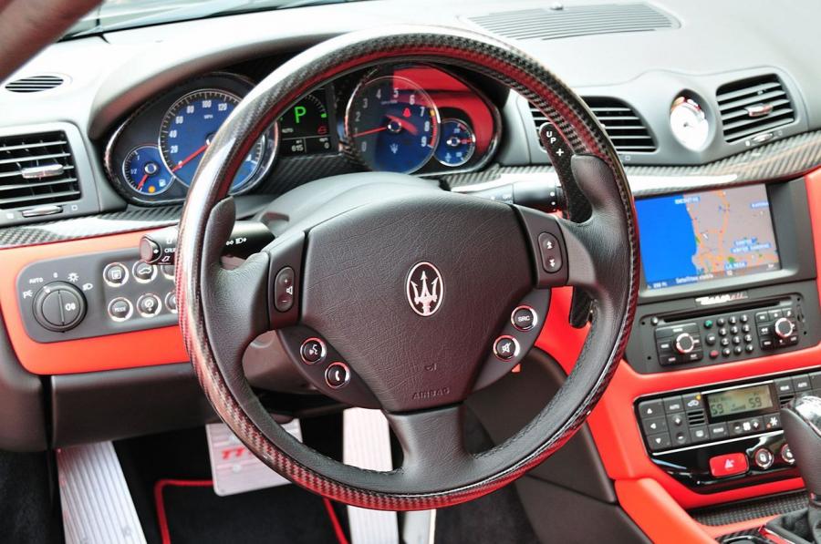  Maserati GranTurismo MC 2012 года  (фото 24 из 27)